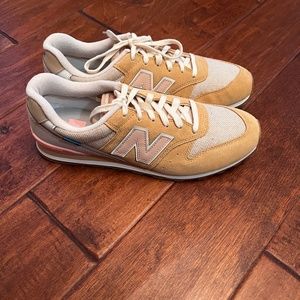 New Balance 996 - Women’s 10.5